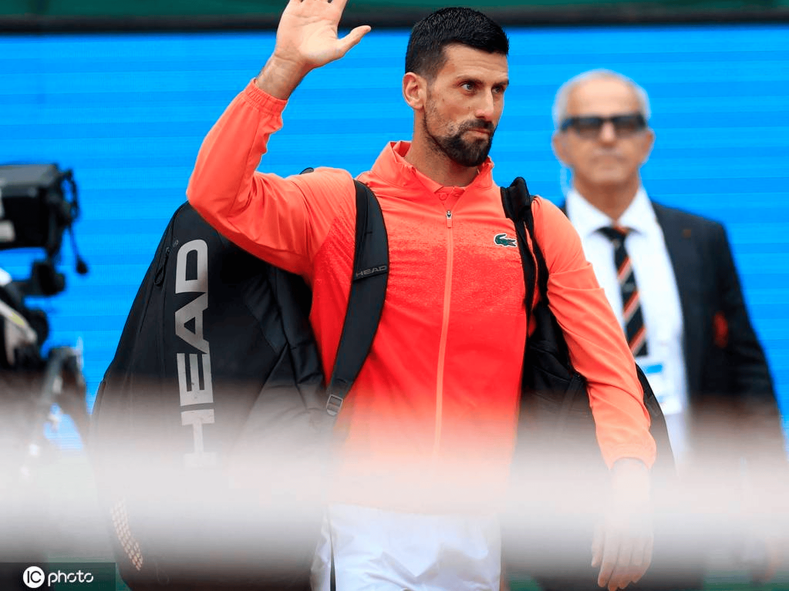 万博体育官网-郑钦文赛后采访德约科维奇